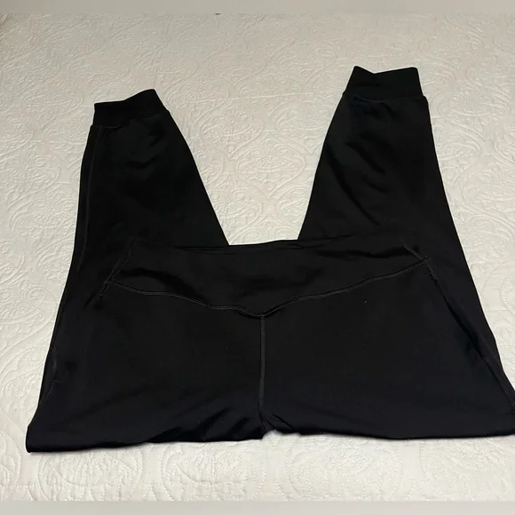 TEK Gear NWOT Ladies Size Large Jogging Pants in Black Color. - Picture 1 of 8